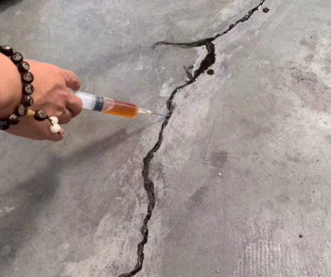 定远混凝土裂缝修补技术详解​